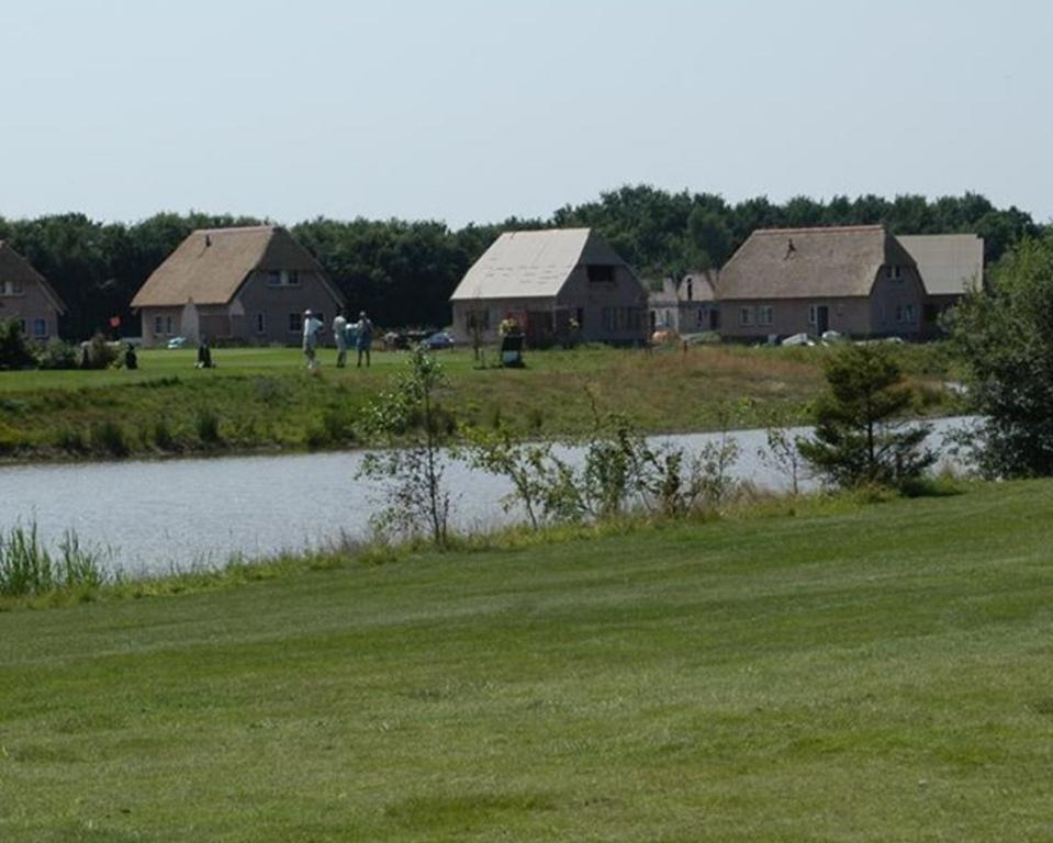 Villa Martensplek Met Sauna Tiendeveen エクステリア 写真